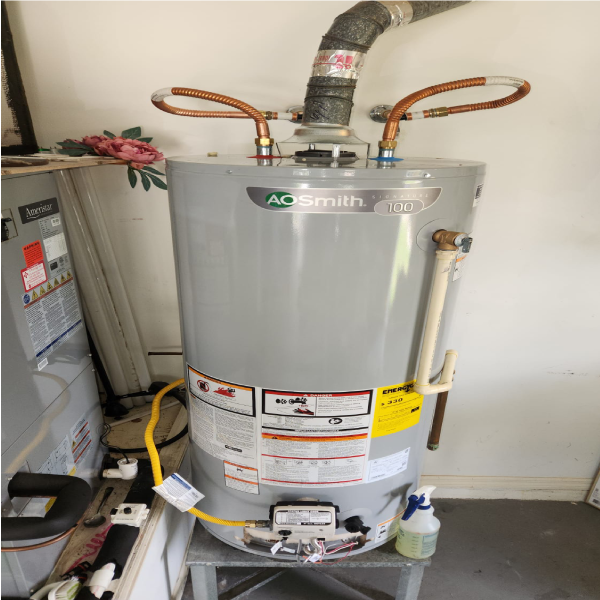 Licensed plumber handling water heater installation in Kissimmee FL